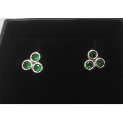 PENDIENTES PLATA CON TRES CIRCONITAS VERDES